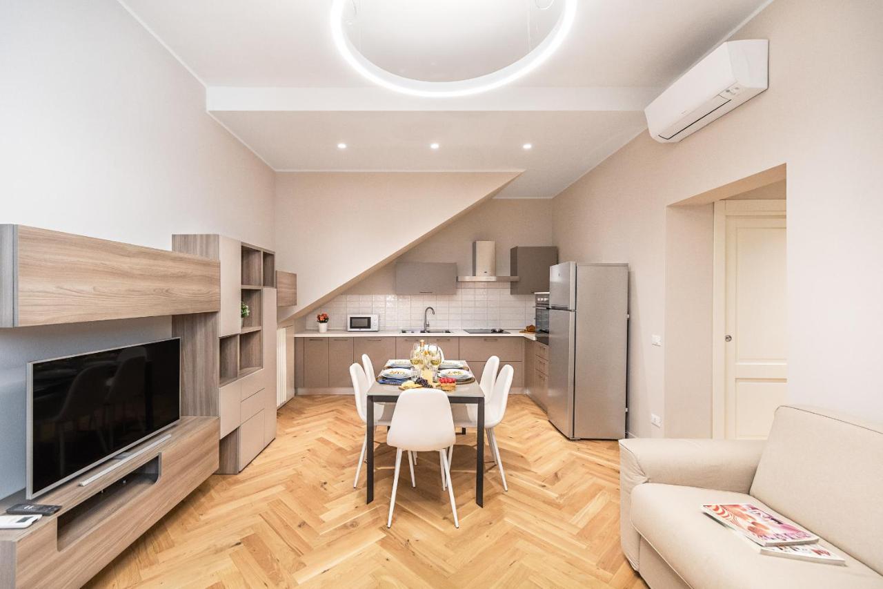 Il Lago Apartments By Wonderful Italy ซาโล ภายนอก รูปภาพ