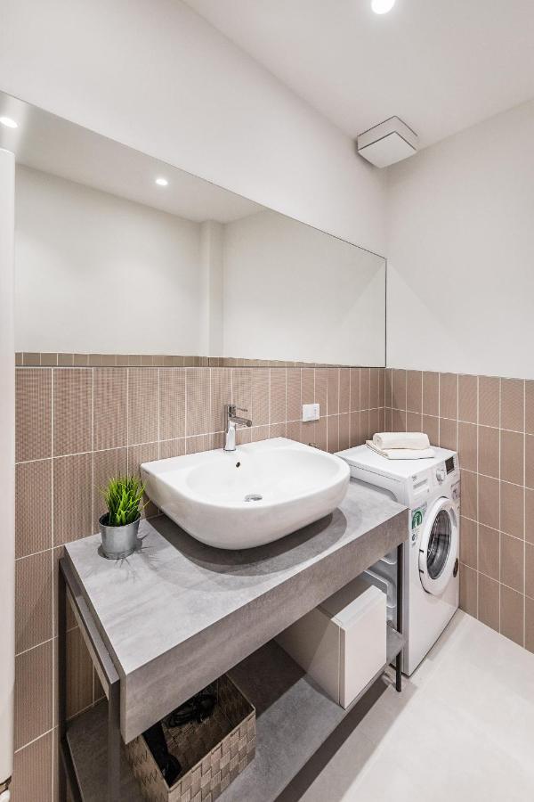 Il Lago Apartments By Wonderful Italy ซาโล ภายนอก รูปภาพ