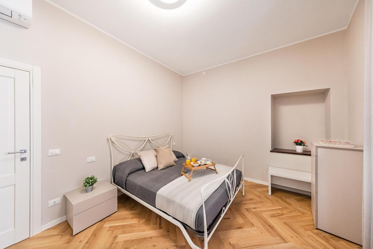 Il Lago Apartments By Wonderful Italy ซาโล ภายนอก รูปภาพ