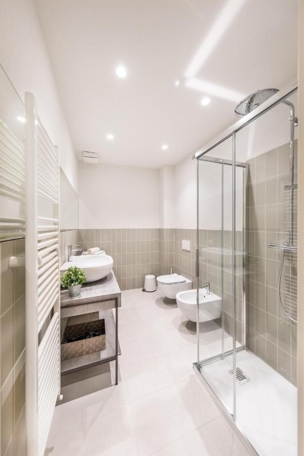 Il Lago Apartments By Wonderful Italy ซาโล ภายนอก รูปภาพ