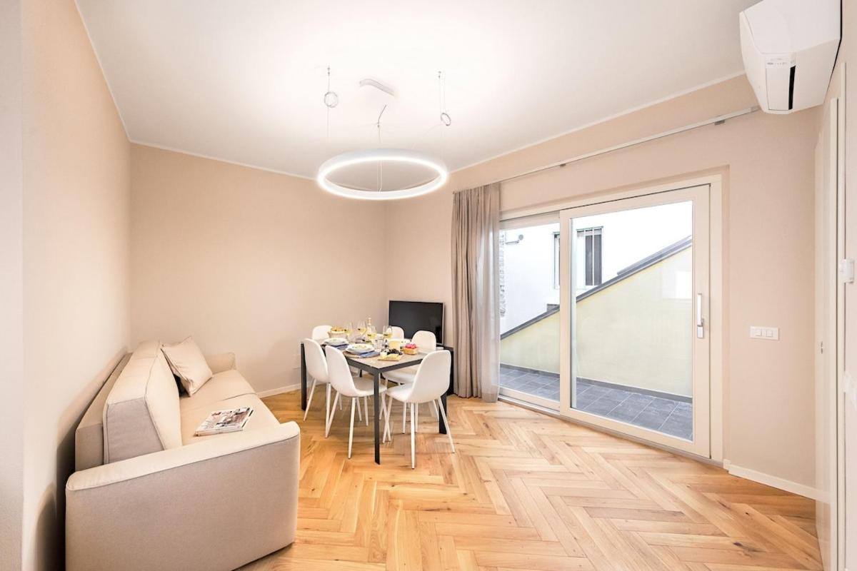 Il Lago Apartments By Wonderful Italy ซาโล ภายนอก รูปภาพ